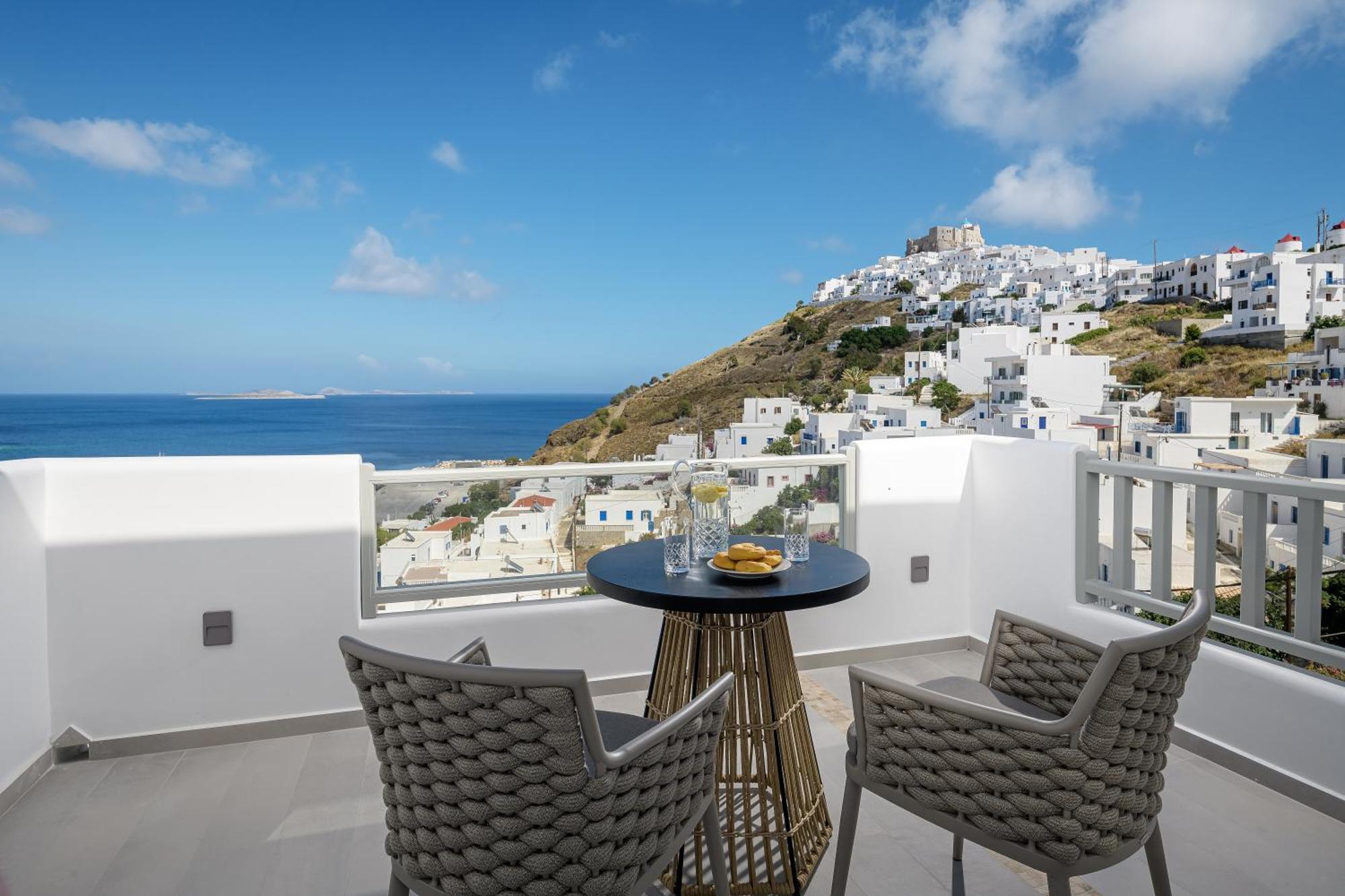 Vivere Luxury Suites Pera Gyalos المظهر الخارجي الصورة